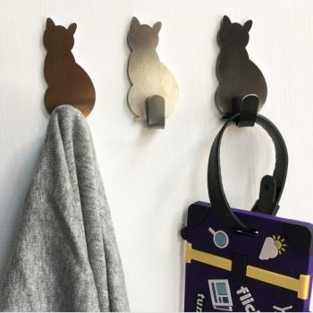 Porte-vêtements motif chat