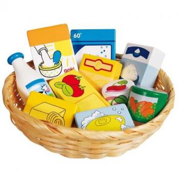 Holz-Korb mit bunten Miniatur Lebensmitteln und Haushaltswaren