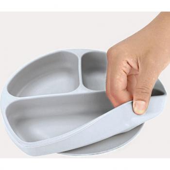 Plato adherente para niños con ventosa
