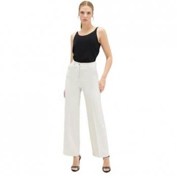 Seducción Transparente: Blusón Feminino