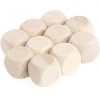 Dados de madera en blanco para bricolaje