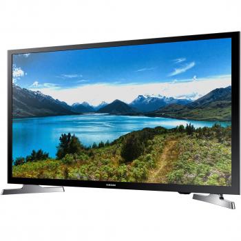 Samsung J4570 80 cm Fernseher – HD & Triple‑Tuner