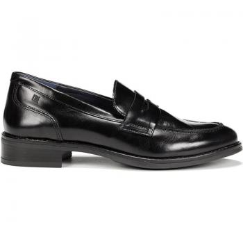 Calzado Casual Fluchos Mocasín Harvard Dorking Negro Mujer