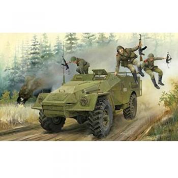 Russian BTR‑40 APC 1:35 Miniature – Trumpeter #05517 Preloved Model Kit