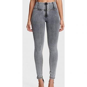 Freddy Jeggings WRUP, Push-Up Style und hoher Taille
