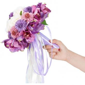 Fleurs Nuptiales – Boule de Chrysanthèmes en Pétales Réalistes