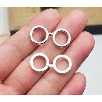 Antique Silver Plated Glasses Connectors