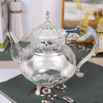 Théière décorative dorée