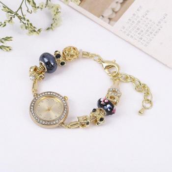 Reloj de joyería con cuentas de vidrio