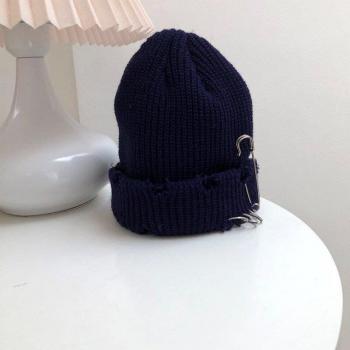 2022 Hip Hop Knitted Beanie with Metal Ring