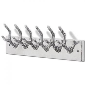 Estante de aluminio color plata para ropa