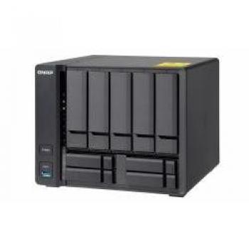 Titan‑9 60TB QNAP NAS