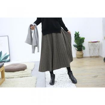 Maternity Pleated Dress for Autumn and Winter