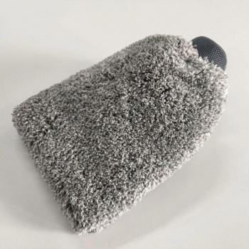 Plush Glove Microfiber Cleaning Towel