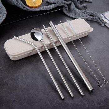 Set de 6 Pajitas Metálicas con Cepillo