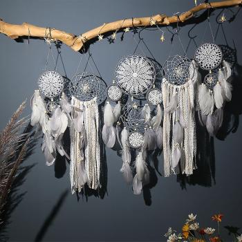 Panneau rêveur Gaowang : Ensemble 5 décorations en plume, gris