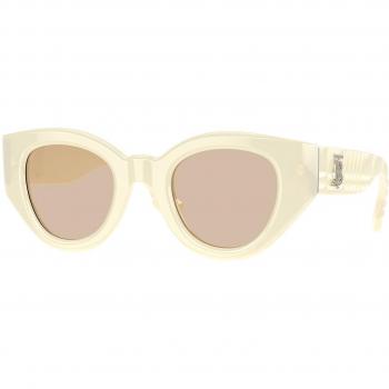 Burberry BE4390F MEADOW Asian Fit 406793 Lentes de Sol Para Ella Blancos