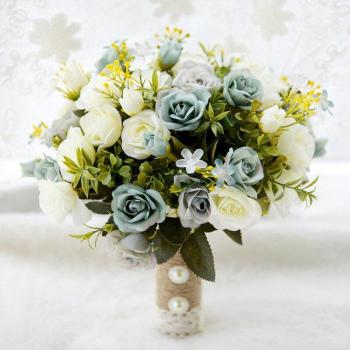 Bouquet de mariage élégant en soie