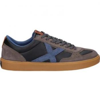 Paire de Chaussures Munich Break Couleurs Sombres – 46