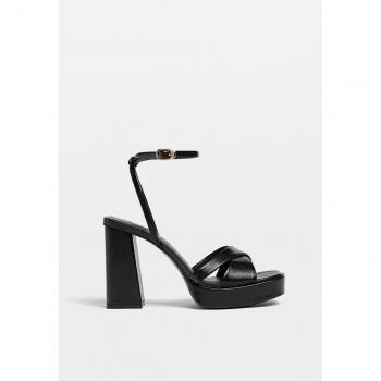 Stradivarius Chic Black Patent High-Heel Platform Sandals