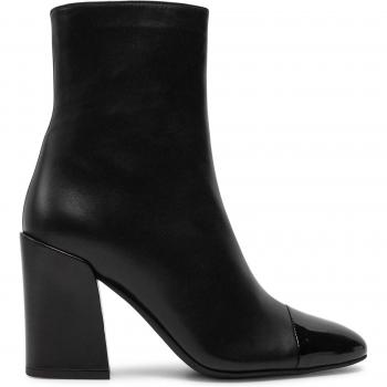 Furla YI65FNU Essential Stiefel in Schwarz