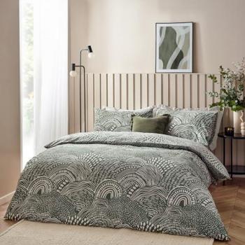 Hoem Nola Reversible Duvet Cover and Pillowcase Set