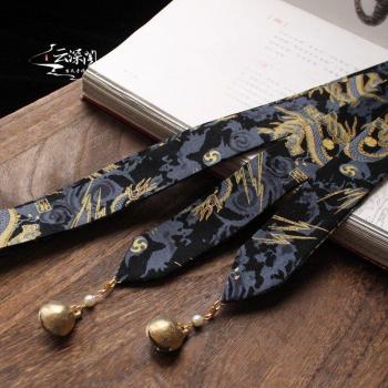 Diadema de Cobre con Borla y Dragón