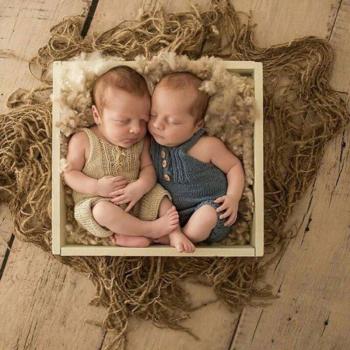 Chunky Burlap Net Backdrop for Newborns