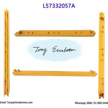 Yellow Plastic Escalator Warning Set (4 pcs)