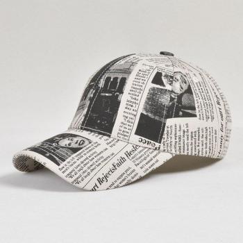 Casquette de Rue à Motifs Journaux pour Femmes