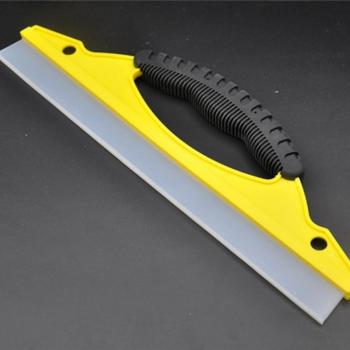 Windshield Wiper Cleaner