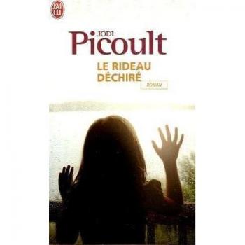 Le rideau déchiré