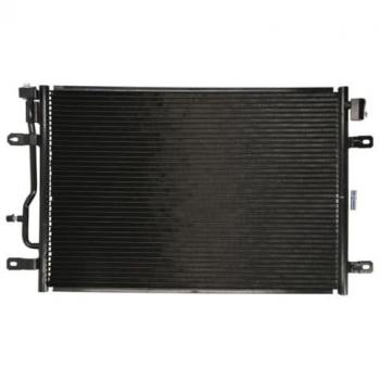 Condensador sem Secador THERMOTEC KTT110250 605 x 401 mm Alumínio AUDI A4 B6, A6 C5, SEAT Exeo ST