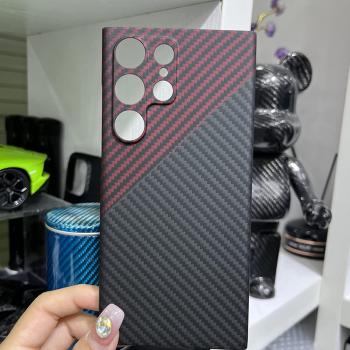 Funda Frusde de Kevlar Negra y Roja para S23 Ultra