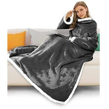 Maxesla All‑Season Wearable Fleece Blanket with Pockets