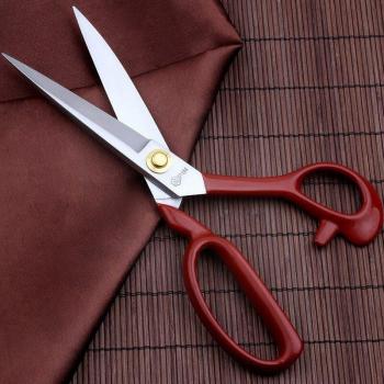 Zigzag Scissors for Needlework