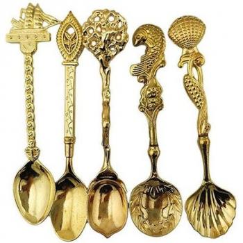 5pcs Antique Style Golden Metal Teaspoon and Fork Set for Desserts