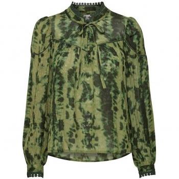 Atelier Rêve Chemise „Irgeneva“ – Grüne Damenbluse (S. 40)