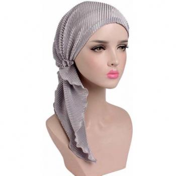 Bonnet de cancer à volants