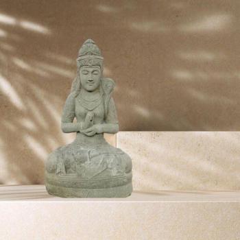 Dewi en Postura de Chakra – Escultura de Piedra Volcánica 80 cm