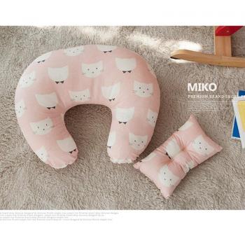 2 Pcs Anti-Spitting Milk Nursing Pillow