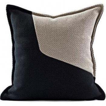 Oreiller doux en peluche 45x45cm avec motif géométrique