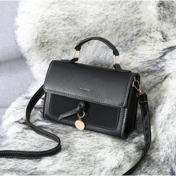 Petit sac croisé pour dames