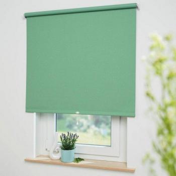 Verdunkelndes Rollo mit Bohren