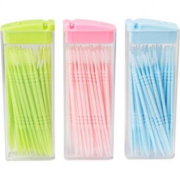 Paquete de 50 cepillos dentales de doble cabeza, palillos de dientes y hilo dental de 6,5 cm