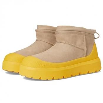 UGG Classic Ultra Mini Stiefel in hellbraun/gelb