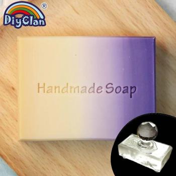 Tampon Acrylique Papillon – Production de Savon Transparent