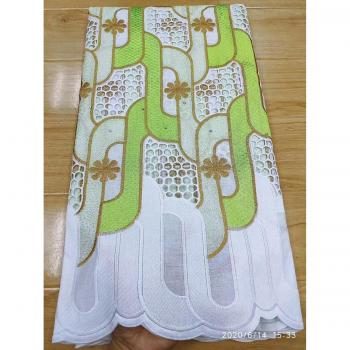 Dentelle voile de suisse