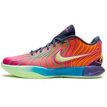 LeBron XXI