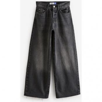 Next Strukturierter Damenjeans mit weiter Passform